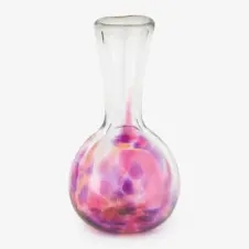 HenriettaGlass.MomsLittleVase.NewDay_large