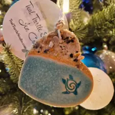 Teal Turtle Studio Ceramic ‘Keep Swimming’ Sea Turtle Ornament (Image 2)