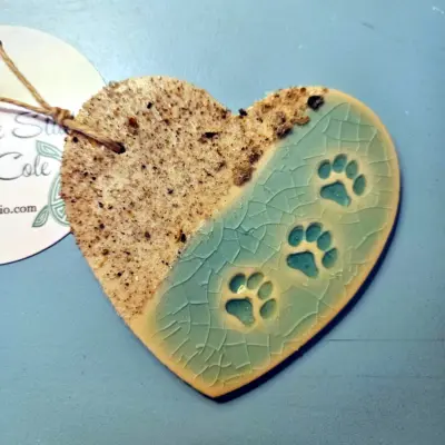 Teal Turtle Studio Ceramic Pawprint Heart Beach Ornament (Image 1)