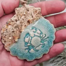 Teal Turtle Studio Ceramic Sandy Crab Shell Ornament (Image 3)